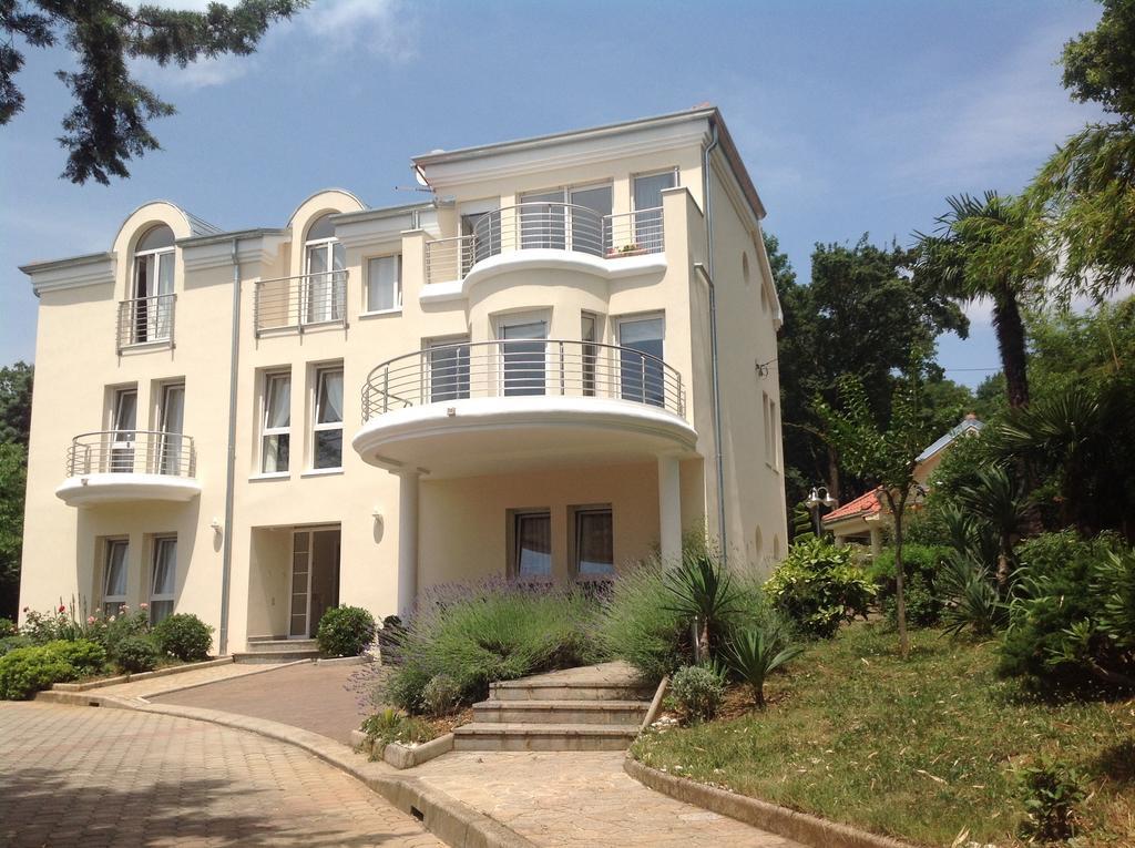Apartments Villa Majda 마툴지 객실 사진