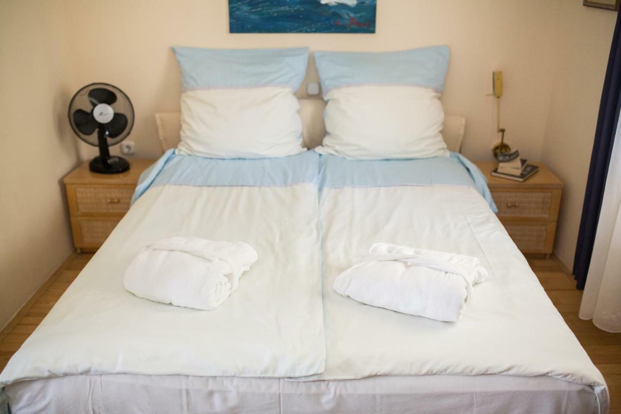 Apartments Villa Majda 마툴지 외부 사진