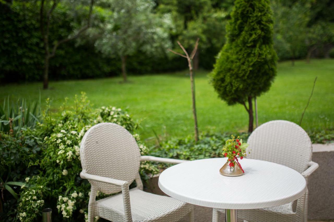Apartments Villa Majda 마툴지 외부 사진