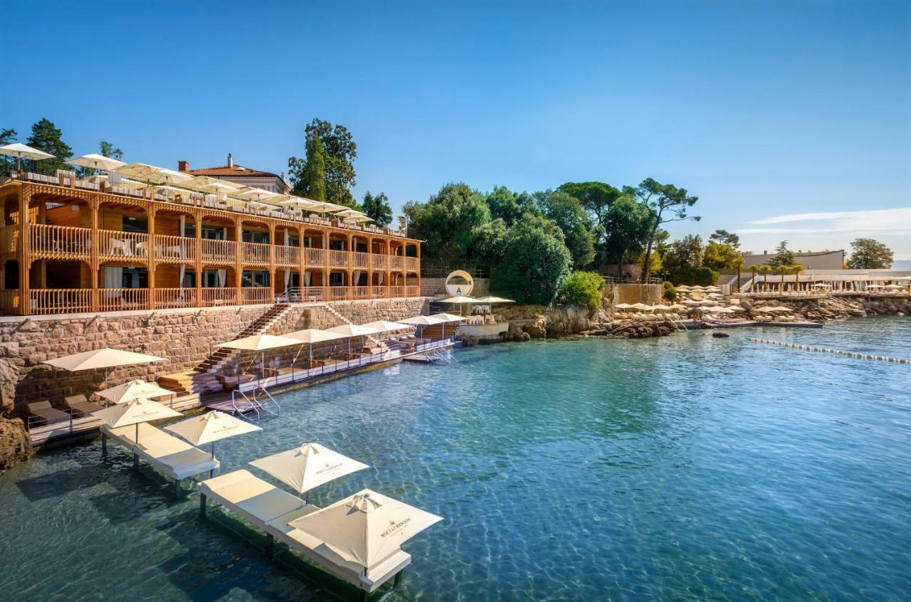 Apartments Villa Majda 마툴지 외부 사진